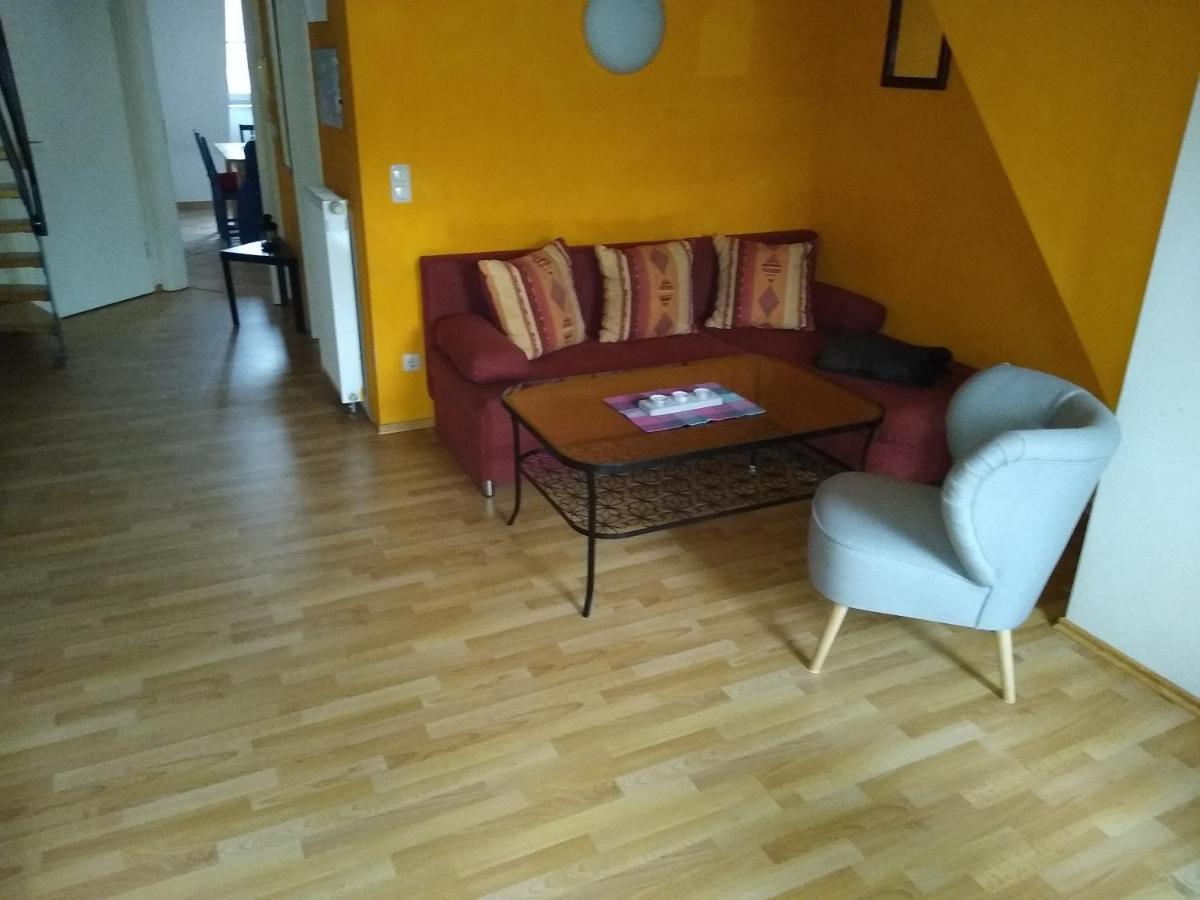 Maisonettewohnung Auf 2 Etagen Mit Zwei Balkonen Barth Bagian luar foto